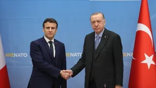 Cumhurbaşkanı Erdoğan, Emmanuel Macron ile telefonda görüştü