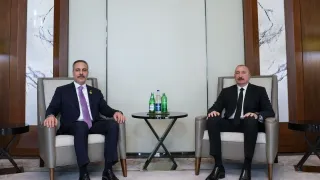 Dışişleri Bakanı Fidan, Bakü'de Aliyev ile görüştü
