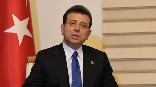 Ekrem İmamoğlu'ndan Sinem Dedetaş'a mesaj