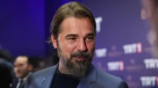 Engin Altan Düzyatan'ın acı günü: Babasını kaybetti