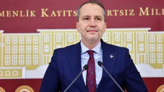 Erbakan'dan Erdoğan'a Aliyev tepkisi: 'Kendi başdanışmanını feda etmekten geri durmuyor'