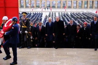 Erdoğan başkanlığındaki devlet erkanı Anıtkabir'i ziyaret etti