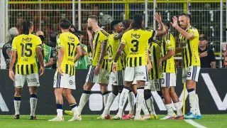 Fenerbahçe'de ocak ayında gidecek iki isim netleşti!