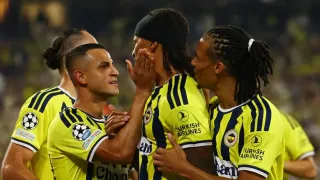 Fenerbahçe'ye Aston Villa maçı öncesi yıldız isimden kötü haber!
