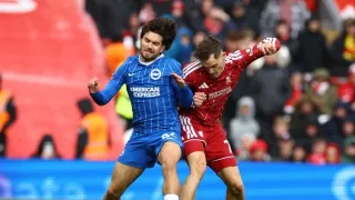 Ferdi Kadıoğlu, Liverpool maçında sakatlandı!