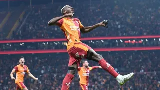 Galatasaray'da Osimhen dönüyor: İlk 11'e Okan Buruk neşteri, Sane kulübeye!