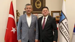 İstanbul'da kritik adım: Kadıköy Belediye Başkanı Kösedağı, Yeni Parti'ye katıldı