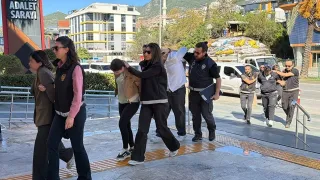 Kaçırılıp 15 milyon avroluk senet imzalatıldığı iddiasına 8 gözaltı