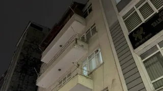 Kıskançlık kavgasında eşini sırtından bıçakladı