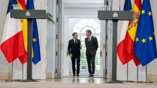 Macron'dan İngiltere'ye çağrı: AB'ye dönün!