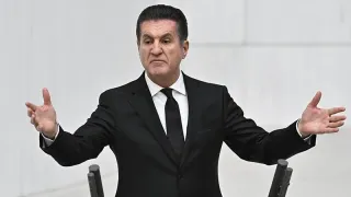 Mustafa Sarıgül, Yeni Parti üyeliğini askıya alacak