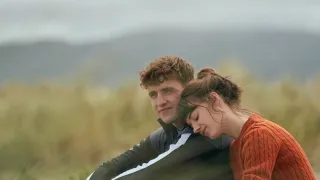 'Normal People' yazarı Sally Rooney'in kitapları artık Britanya'da satılamayacak