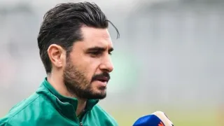 Özer Hurmacı kimdir?