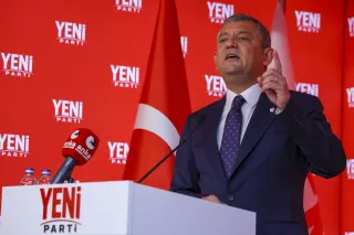 Özgür Özel'den 29 Ekim mesajı: Yeni bir düzeni hep birlikte kuracağız