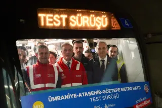 Özgür Özel metro hattının test sürüşüne katıldı: 'Ekrem başkanımız söz vermişti'