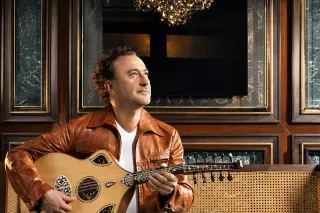 Şarkıcı Nev hayatını kaybetti