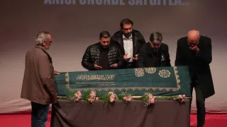 Soner Olgun için Harbiye Muhsin Ertuğrul Sahnesi'nde anma töreni yapıldı