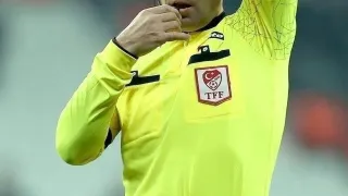 Trabzonspor - Beşiktaş maçının hakemi belli oldu