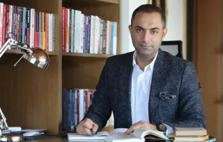 Tutuklu gazeteci Murat Ağırel'den mektup çağrısı: 'Hücre malum, biraz tenha'