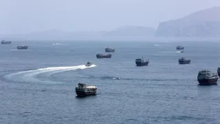 UKMTO: Umman'da bir tanker kaynağı bilinmeyen mühimmatla vuruldu