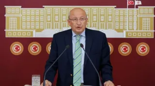 Yeni Partili Çakırözer'den tutuklu gazeteci İsmail Arı'ya ziyaret