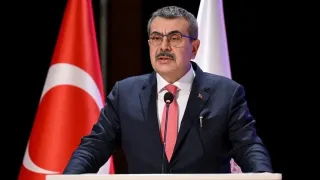 Yusuf Tekin duyurdu: MEB, Meta'ya dava açacak
