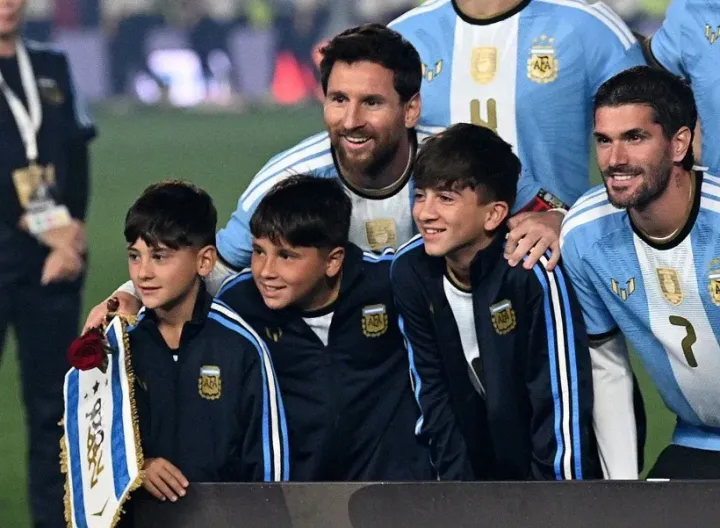 Bir çağ kapandı: Messi milli takıma veda etti!