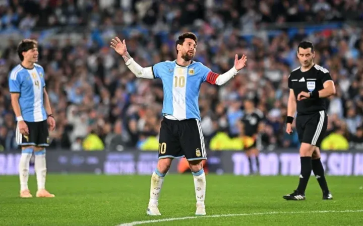 Bir çağ kapandı: Messi milli takıma veda etti!