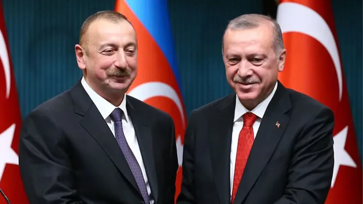 Oktay Saral’ın istifası Azerbaycan’da nasıl yankı buldu?