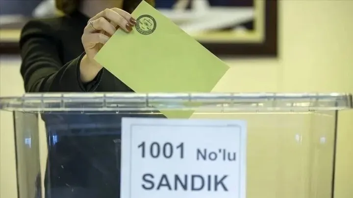 Son seçim anketinden dikkat çeken sonuç; Hangi parti ne kadar oy alıyor?