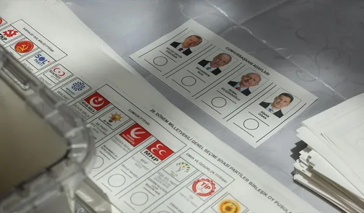 Son seçim anketinden dikkat çeken sonuç; Hangi parti ne kadar oy alıyor?