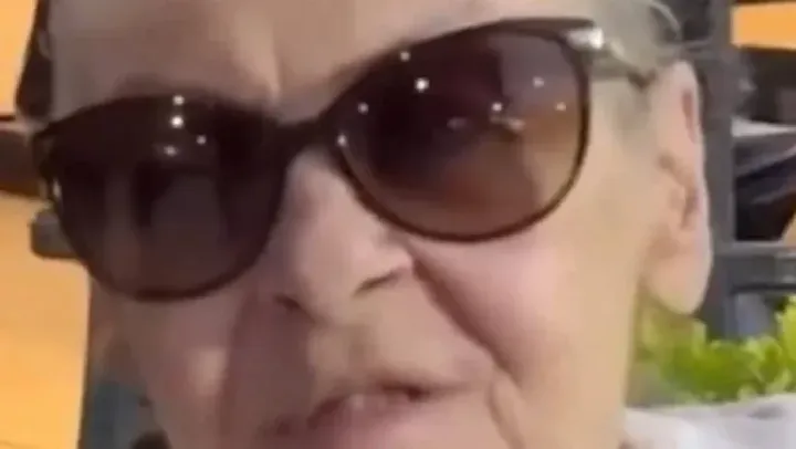 Ayşe3