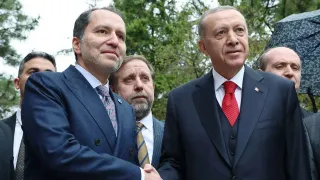 Fatih Erbakan'dan iktidara eleştiri: 'Borç, faiz, zam, vergi ekonomisi uygulanıyor'